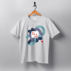 T-shirt col V, "toi et moi et nos Qi-Bô"